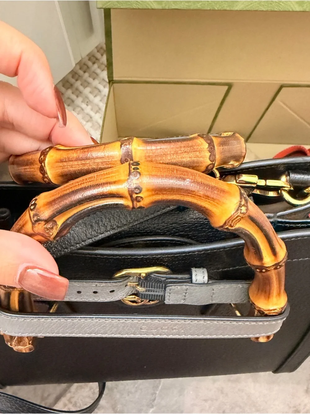 Gucci Diana Medium bag 2023 - Picture 5 of 11